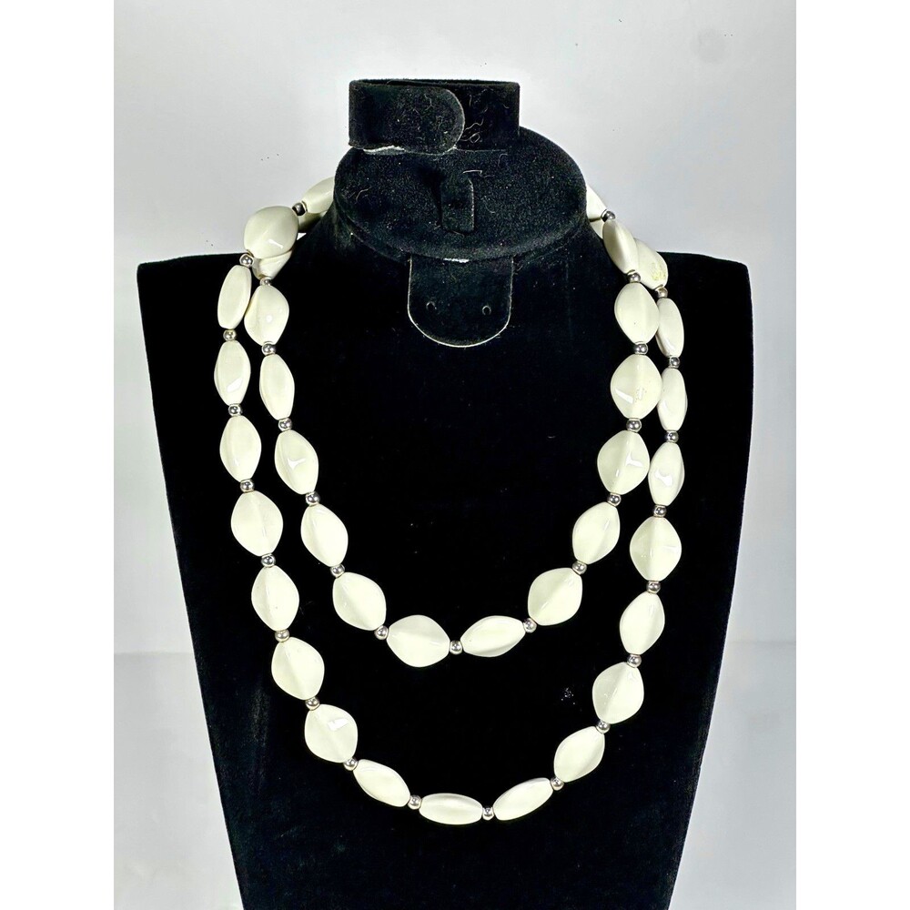 White Oval Plastic Beaded Double Strand Layered Necklace Silver Tone 16"